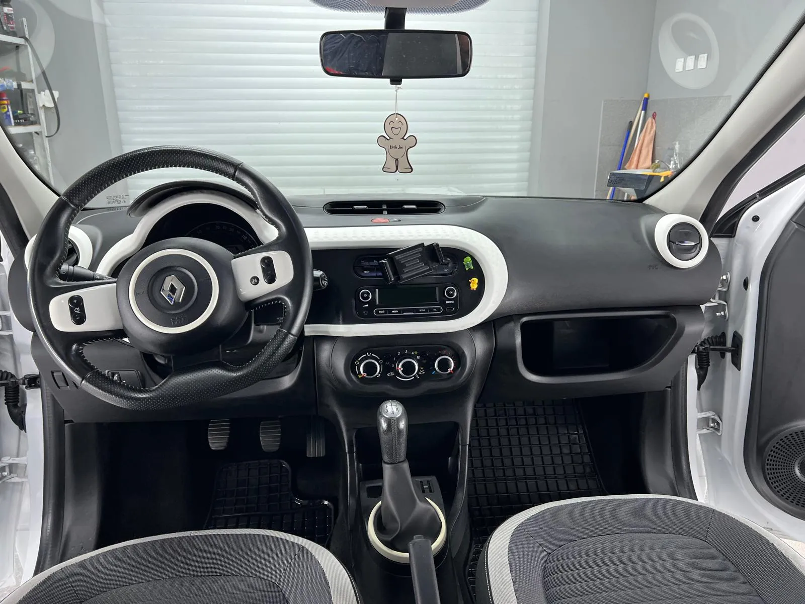 Enterijer vozila — dubinsko čišćenje enterijera, rezultat 2